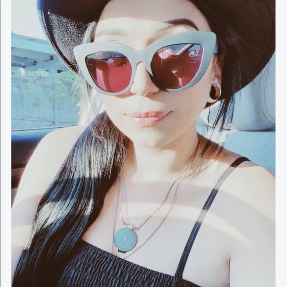 Meet your Posher, Lilybeth - Picture 2 of 3